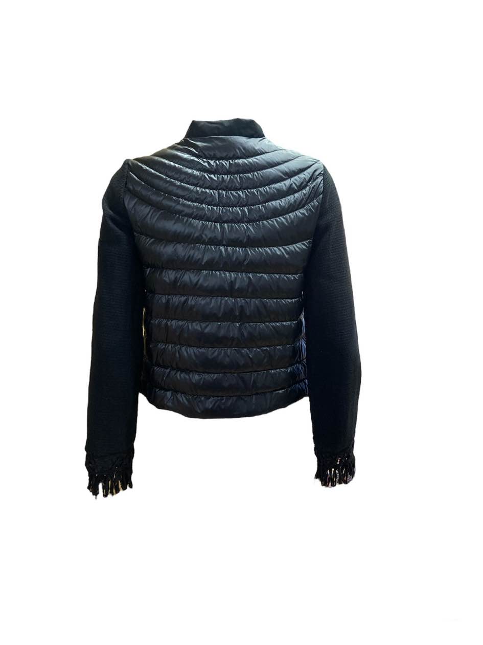 Piumino nero frange