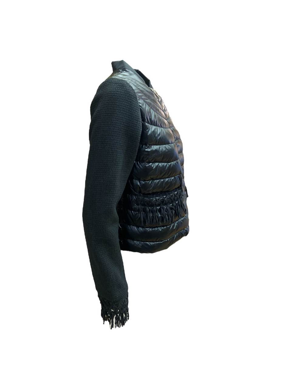 Piumino nero frange