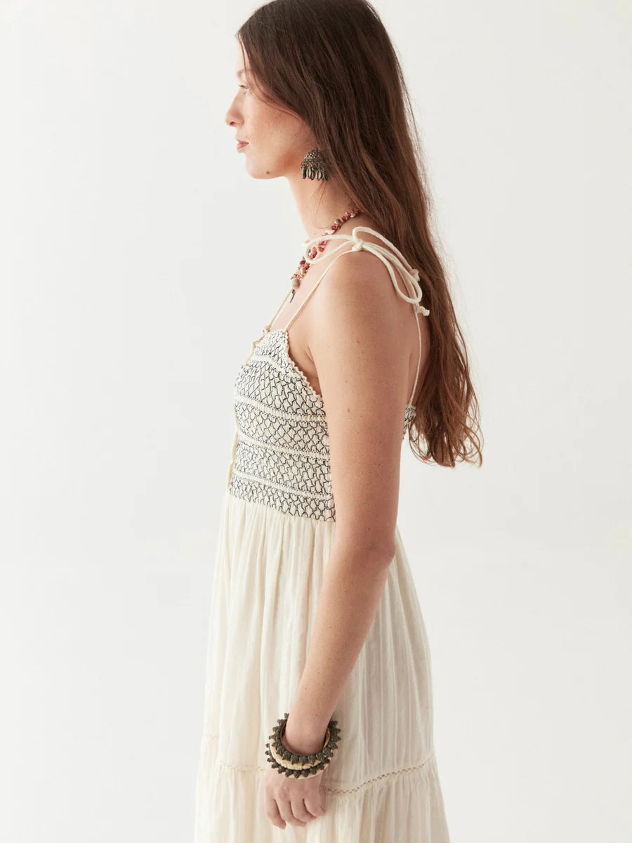 Daphne Dress di Maison Hotel